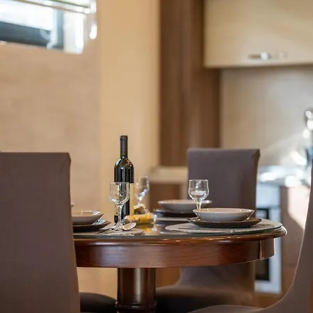 Sezam * زلاتيبور