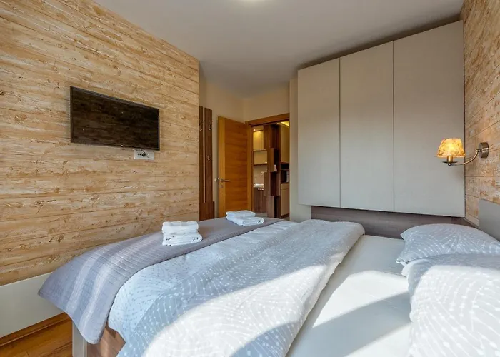 Sezam 兹拉蒂博尔